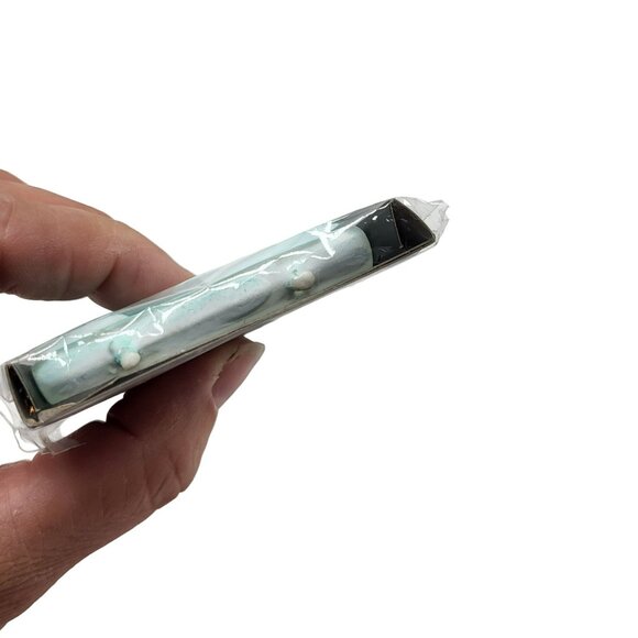 Flatyz Handmade European Flat Candle Red Car Christmas Presents Blue Red NWT - Picture 9 of 11